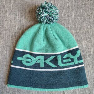 Oakley Pom Beanie Hat Adult Blue Green Acrylic
